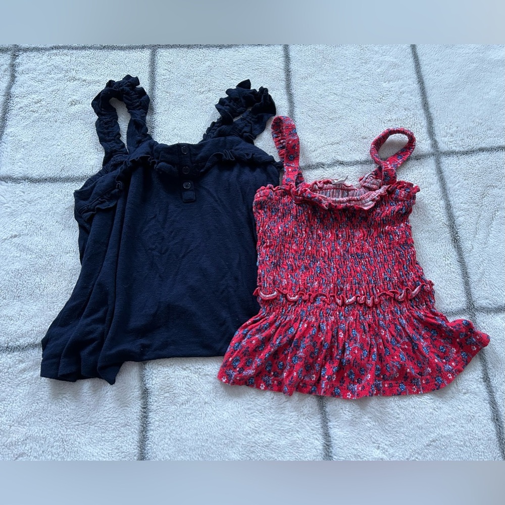 Beautiful Tank Top Bundle size Small